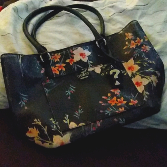 Guess Black Floral Purse - Picture 1 of 4